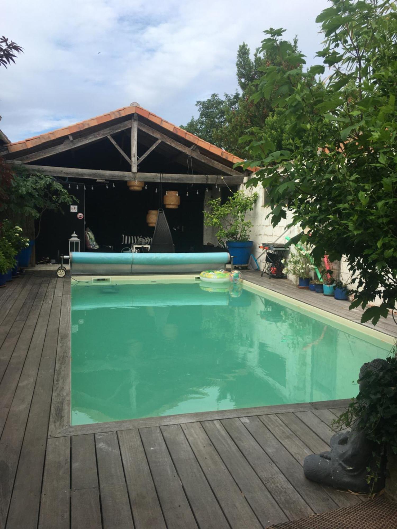 Buky Palace Pons Esterno foto